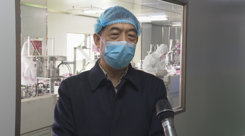鄭州市醫用口罩日產能達230萬只。疫情就是命令，防控就是責任。